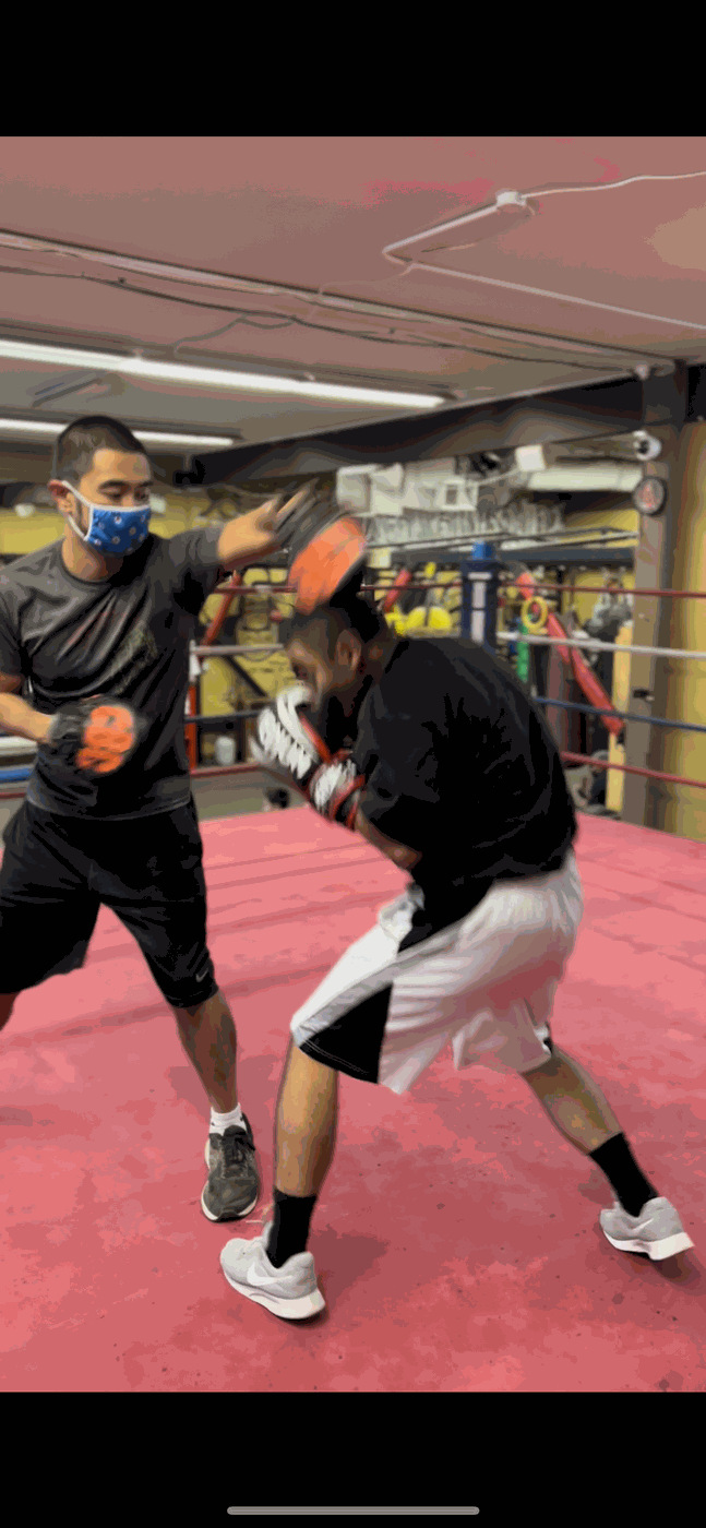 This Week at Dreamland Boxing - Coach Ian Boxing Mitts